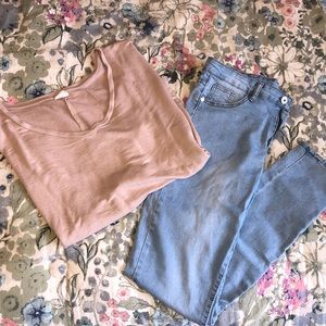 Light Wash Skinny Jeans